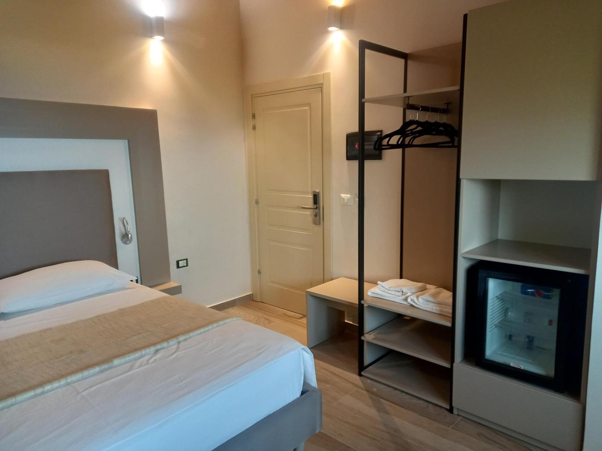 Hotel Relax Dhërmi 외부 사진