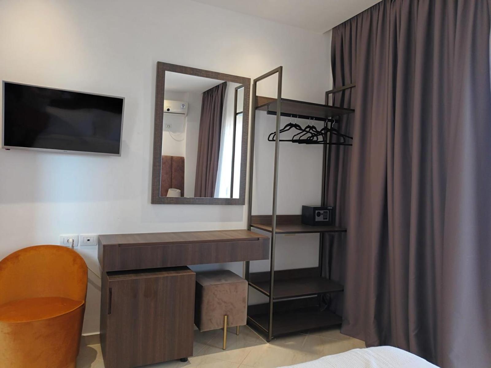 Hotel Relax Dhërmi 외부 사진