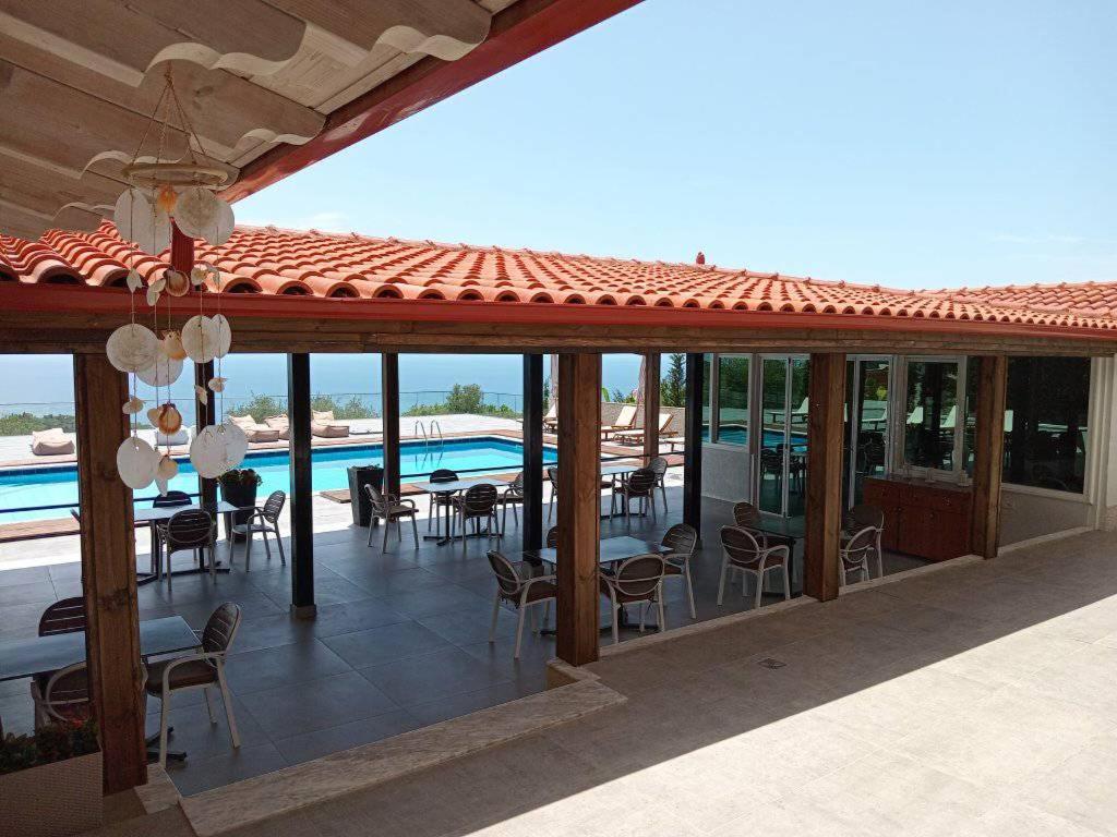 Hotel Relax Dhërmi 외부 사진