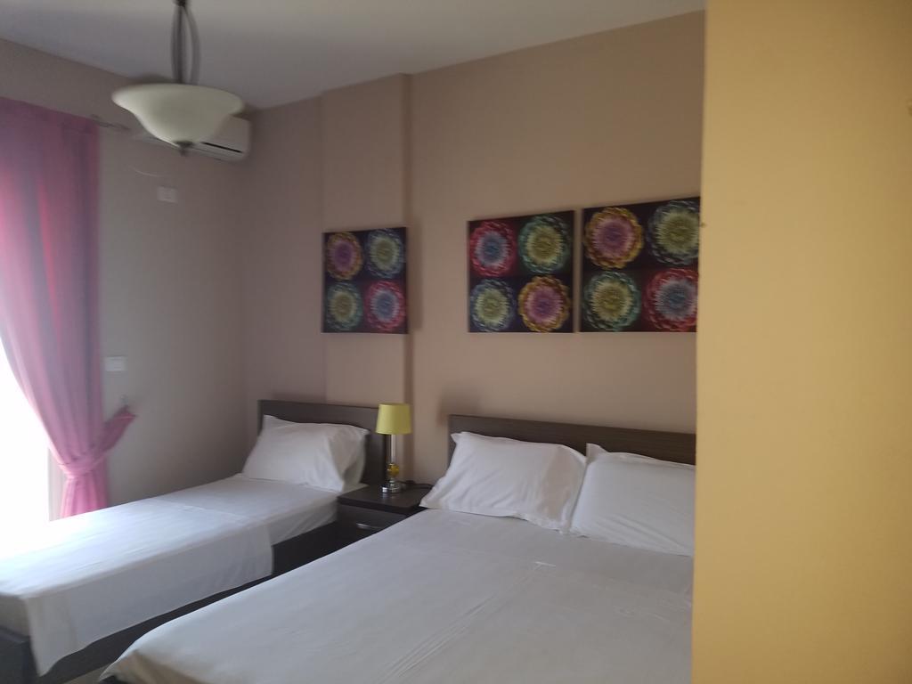 Hotel Relax Dhërmi 객실 사진